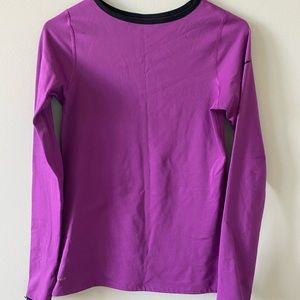 Girls Nike shirt